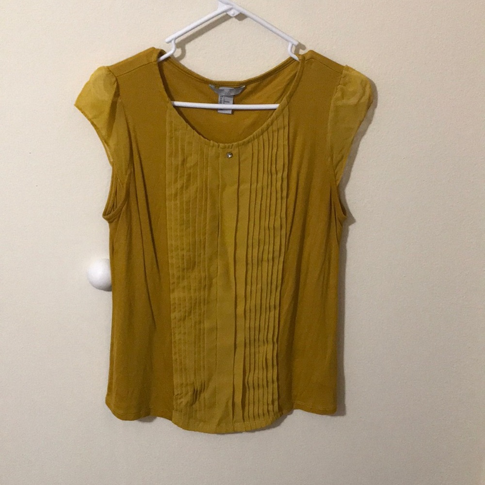 Sleeveless Blouse